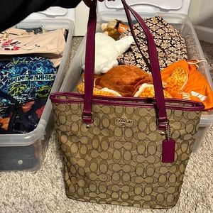 Coach purse lightly used